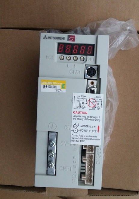 NEW IN BOX MITSUBISHI AC Servo Amplifier MR-E-100A-KH003