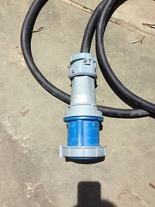 Cooper Wiring Devices CD460C9W 60A 250V 3 Pole 4 Wire Plug + Cable. Mennekes