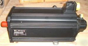INDRAMAT MAC1120-0-EO-4-C/130-1-1/W15201V/SD5 SERVO MOTOR ( NEW )