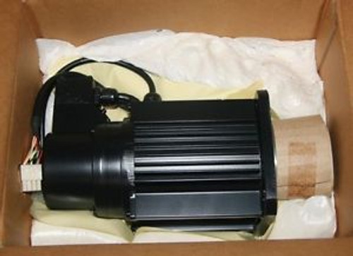 Yaskawa AC servo drive motor USASEM-03YRS21 03YRS22 NEW