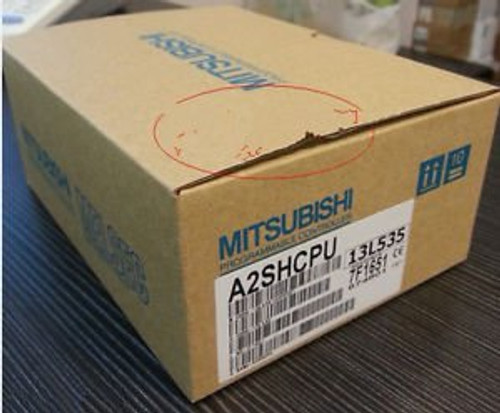 1PCS new  MITSUBISHI PLC Module A273UHCPU