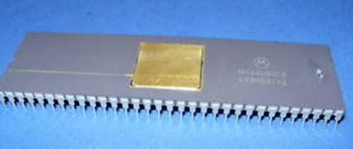 CPU MC68450L10 Motorola Vintage Ceramic Gold