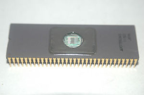 MITSUBISHI M37705E2ASS D/C 9502 Vintage Original Gold IC 64-Pin Dip New Qty-1