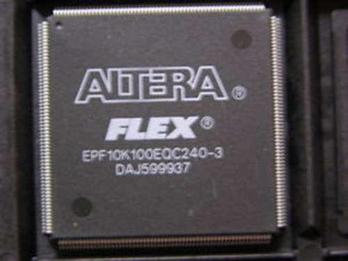 Altera EPF10K100EQC240-3 Flex 10KE PLD IC