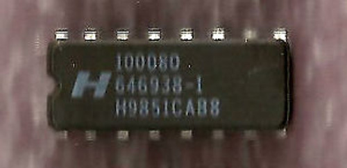 75 Harris 100080 CerDip Integrated Circuits New 646938-1 H9851CAB8