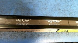 MEMORY IC 32-PIN CDIP INTEL 5962-9089902MXA 59629089902 59629089902MXA