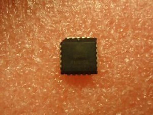 200 ~ MOTOROLA# MC10H107FNR2 IC MC10H107 2-INPUT 20-PLCC NEW