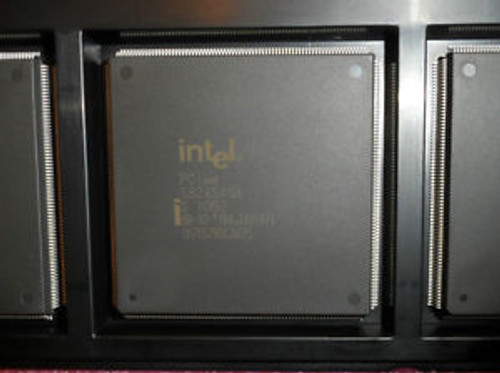 21 ~ Intel S82454GX S Y052 IC NEW