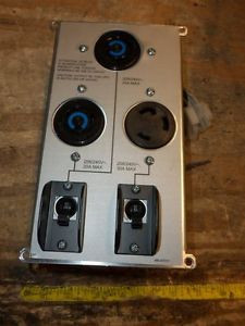 APC SYHF6KT Back Panel Breacker 885-6701/1 20A & 30A Max
