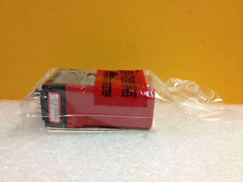 Red Lion Controls PRA-1 115 VAC 50/60 Hz Pulse Rate to Analog Converter New