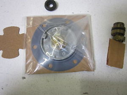 FAIRCHILD 10 PNEUMATIC PRESSURE REGULATOR NEW IN A BOX