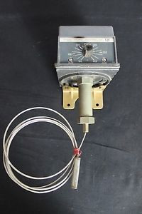 NOS UNITED ELECTRIC E300 9087 3BS TEMPERATURE CONTROLLER 125/250V VOLT VAC 15A A