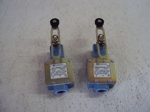 TELEMECANIQUE XCKL1004/A00-01 MICRO SWITSH  LOT OF (2)  NEW