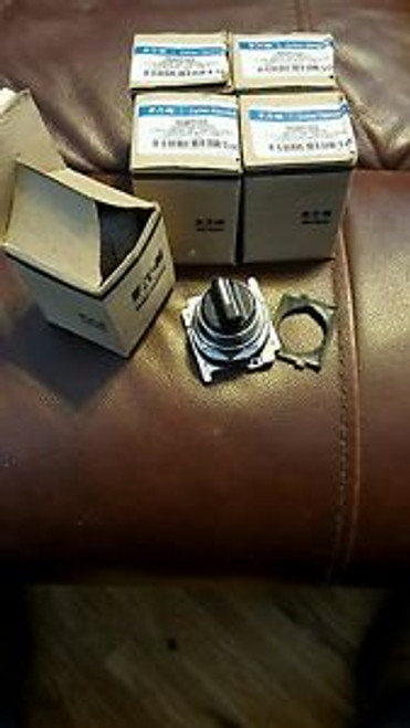 Eaton 10250T1323 Heavy-duty Assembled Selector Switch 3-POS lot of 5 switches