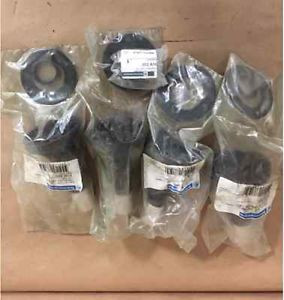 LOT OF TELEMECANIQUE PARTS XVB C00 / XVB Z02 NEW IN BAG