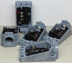 5 Unused Pepperl & Fuchs # U4 Proximity Switch Bases # 08275S O8275S