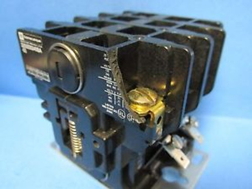 NEW TELEMECANIQUE 2200EB240BA-63 CONTACTOR W/240V COIL ....... VI-37A