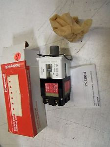 HONEYWELL 910AEA011 NEW IN A BOX