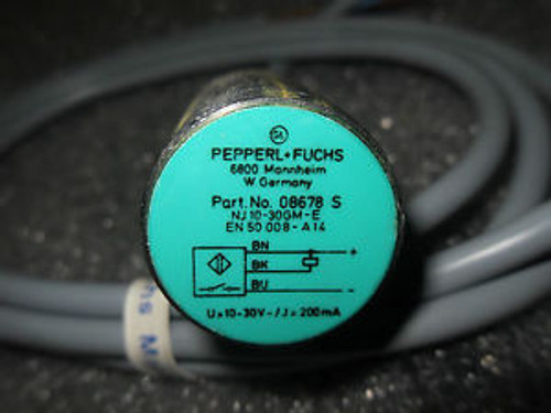 (V40) 1 NEW PEPPERL & FUCHS 08678 S NJ10-30GM-E INDUCTIVE PROXIMITY SWITCH