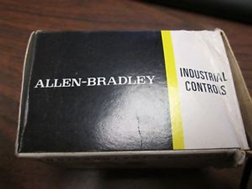 Allen-Bradley Push Button 800H-R1B 2 N.O. 2 N.C. New in Box