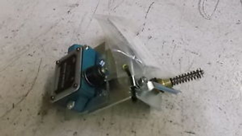 MICROSWITCH DTF2-2RN-RH LIMIT SWITCH NEW OUT OF BOX