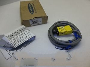 NEW Banner SM2A312FP Fiber Optic Sensor 2605+ (ELE2774)