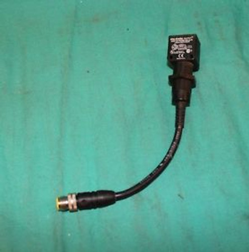 Allen Bradley 42EF-B1RCBE-G4 RightSight Photoswitch Sensor Photoelectric NEW