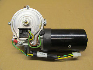 1 NEW BOSCH 058-07-03-301 0580703301 MOTOR 24 V