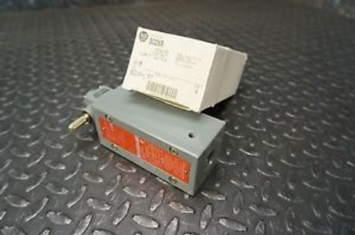 802XR-L1F7 Sealed Contact Limit Switch by Allen-Bradley