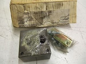 DAMAN DD03P012S DUCTILE VALVE MANIFOLD NEW IN A BOX