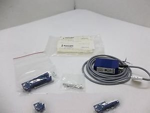 NEW Balluff BMOA-AMP-A-PU-C2 Photoelectric Sensor (ELE2750)