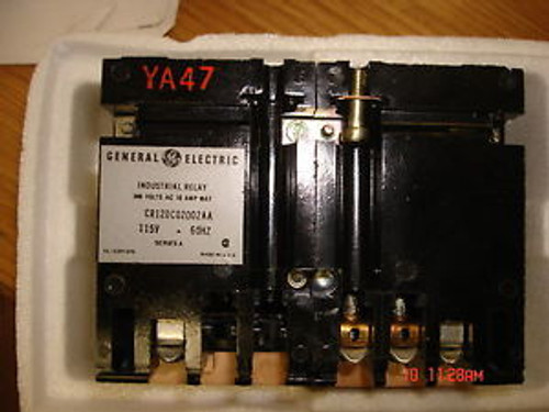 GENERAL ELECTRIC GE CR120C02001AA INDUSTRIAL  115V-AC RELAY