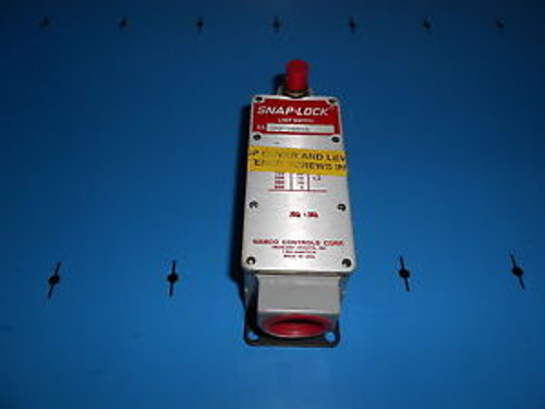 NAMCO SNAP-LOCK LIMIT SWITCH EA700-80000 ~ NEW