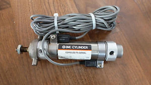 SMC PNEUMATIC CYLINDER CDM2U32-70-G59WL w/ D-G59W SENSOR NEW OLD STOCK