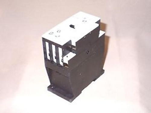 Moeller/Eaton DILM17-10 110/120 contactor (NOS)