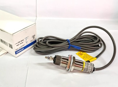 1PC New Omron Limited Contact Switch D5C-1DA0 D5C1DA0