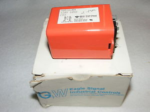 NEW OLD STOCK GW EAGLE SIGNAL TIME DELAY RELAY 80E2A601 120VAC  .1 - 1 SECOND