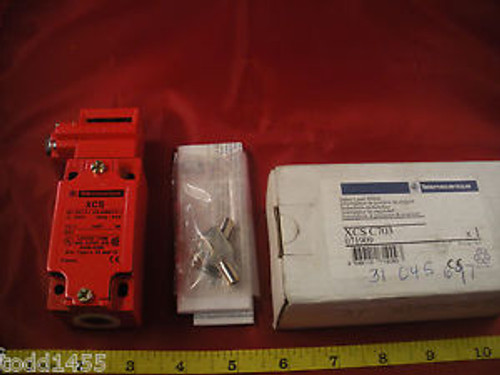 Telemecanique XCS C703 Safety Limit Switch XCSC703 071909 Interlock 240v 3A New