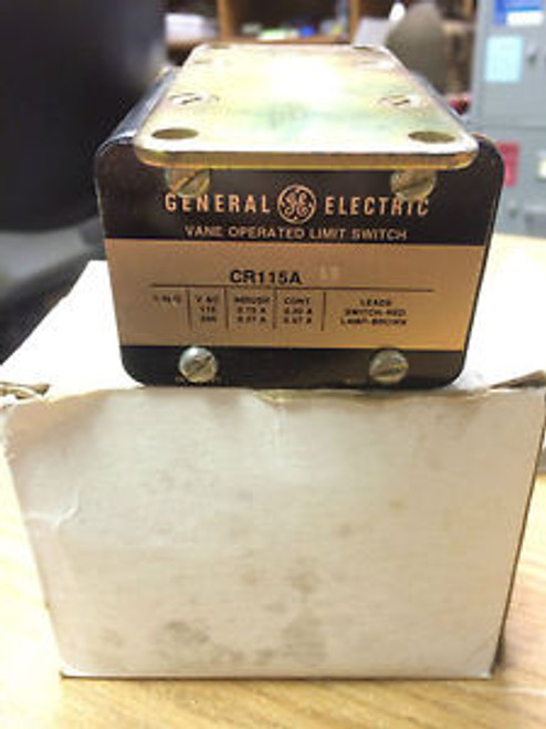 NIB GE VANE OPERATED LIMIT SWITCH P/N: CR115A13 (B125)