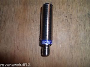 TELEMECANIQUE XU5-N18PP340D PHOTOELECTRIC SENSOR (NEW NO BOX)
