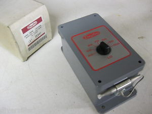 DAYTON 2E847 TC109-010 TEMPERATURE CONTROL THERMOSTAT SPDT RAINTIGHT 4X NEW
