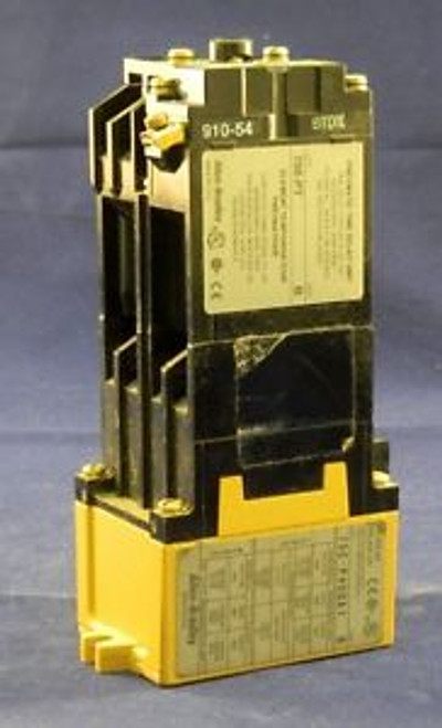 Allen Bradley Relay with Pneumatic time delay. NEW.