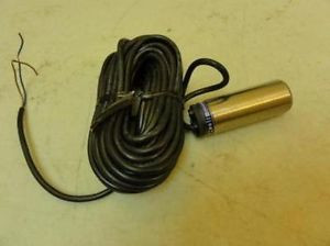 20571 New-No Box Telemecanique XSA-V32151L10 Inductive Sensor 264VAC