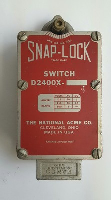 (V17) 1 New Namco D2400X Snap-Lock Limit Switch