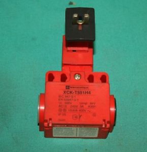 Telemecanique XCK-T591H4 Safety Interlock Limit Switch NEW