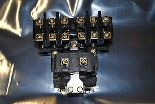 NEW GE GENERAL ELECTRIC MACHINE TOOL RELAY CR2810A14DF 600V 10A