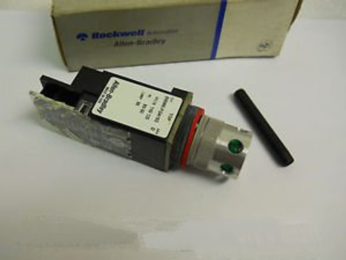 ALLEN BRADLEY 800MR-PGA16S GREEN ILLUMINATED PUSH BUTTON 300VAC NEW IN BOX