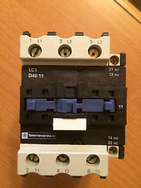 New Telemecanique LC1 D4011B7 Contactor