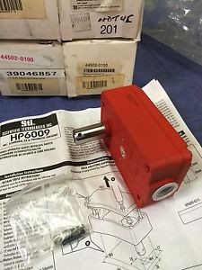 NEW STi Safety Switch Sensor HP6009 44502-0100 Rotating Shaft Input Guard