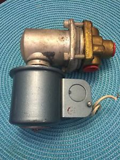 OLD STOCK ITT GENERAL CONTROLS K13H1432 110 VOLTS. 3 WAY VALVE
